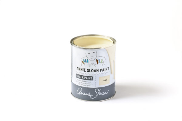 Cream Chalk Paint von Annie Sloan in verschiedenen Größen im kleinen Farbeimer erhältlich